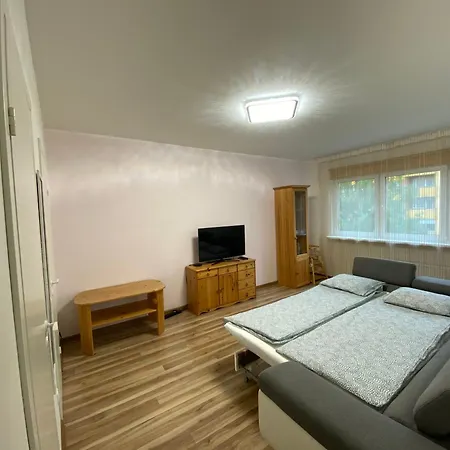Uus 5 Deluxe * Tartu